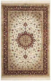  クム シルク 絨毯 132X197 オリエンタル 手織り ベージュ/薄茶色 (絹, ペルシャ/イラン)